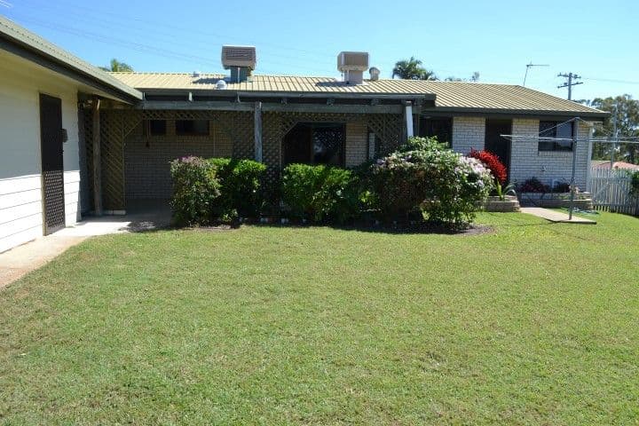 4 Narida Street, CLINTON QLD 4680, Clinton - Thumbnail 8
