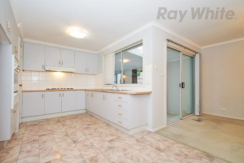 5 AZAROW Circuit, Croydon South VIC 3136, Croydon South - Thumbnail 2