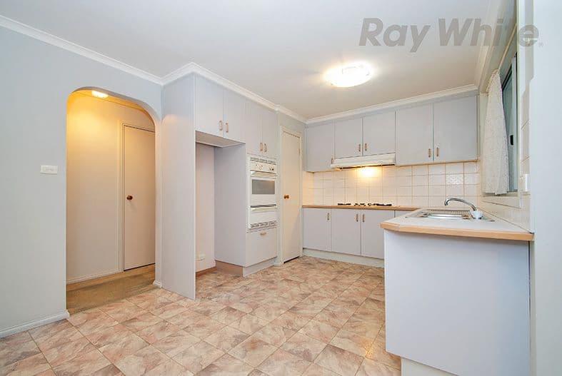 5 AZAROW Circuit, Croydon South VIC 3136, Croydon South - Thumbnail 4