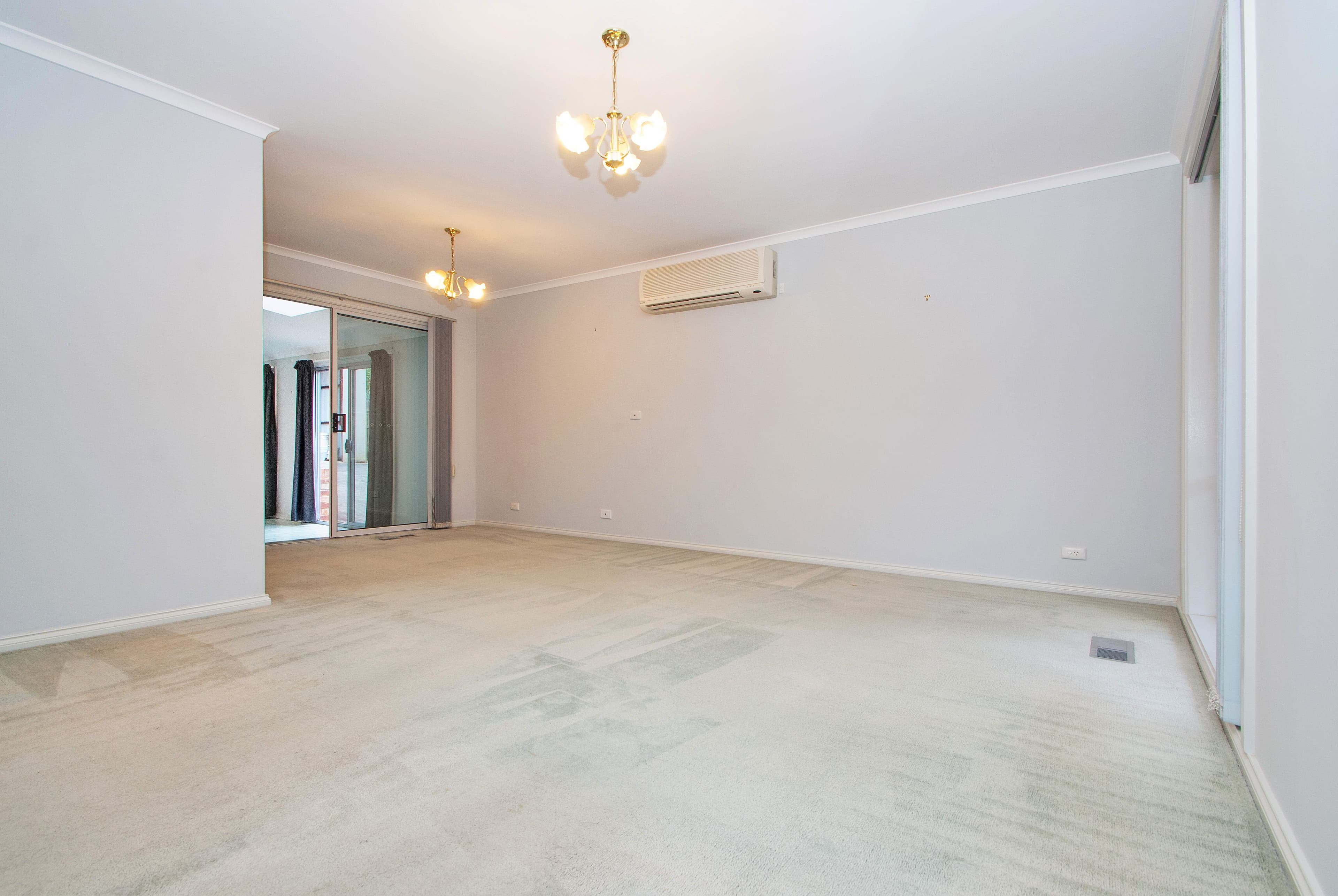 5 AZAROW Circuit, Croydon South VIC 3136, Croydon South - Thumbnail 5