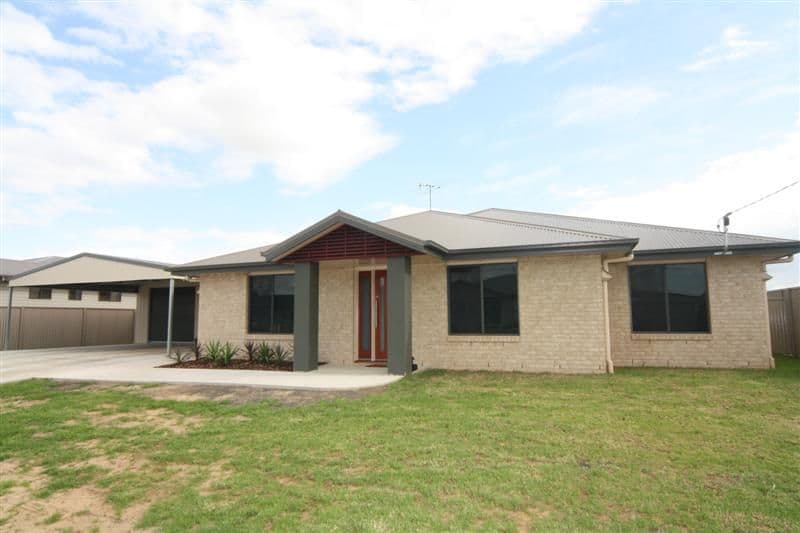 11 Sullivan Crescent, DALBY QLD 4405, Dalby - Image 1
