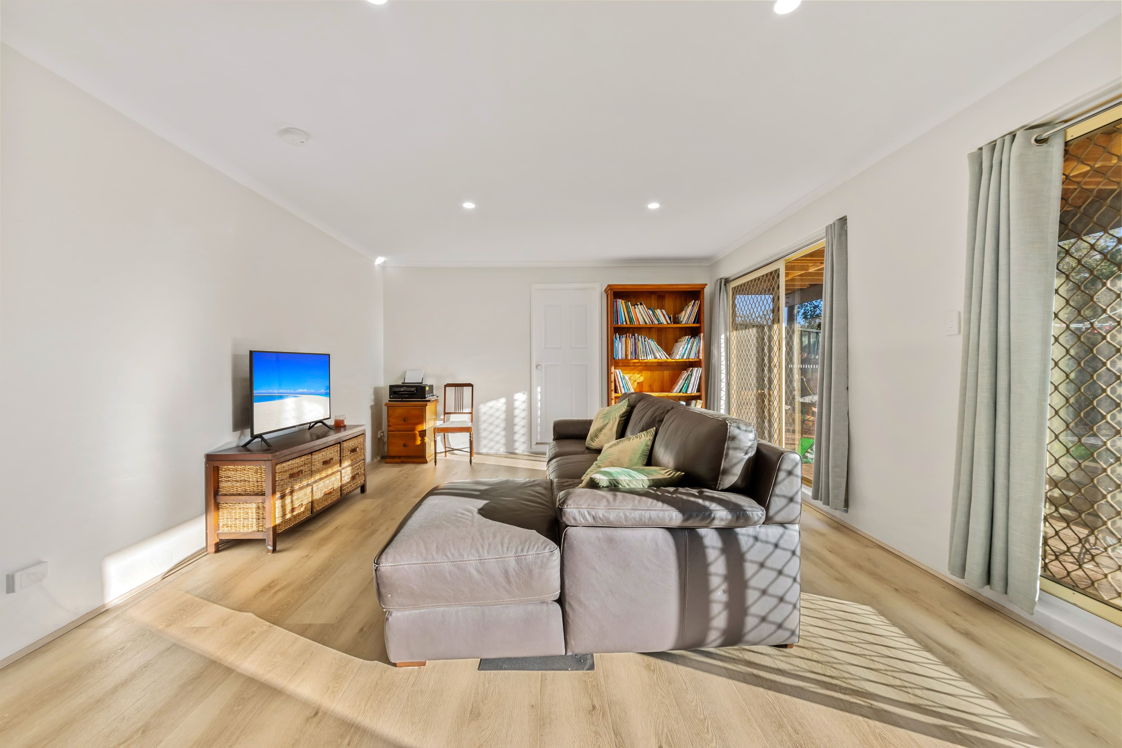 100 Terence Avenue, Lake Munmorah NSW 2259, Lake Munmorah - Thumbnail 8