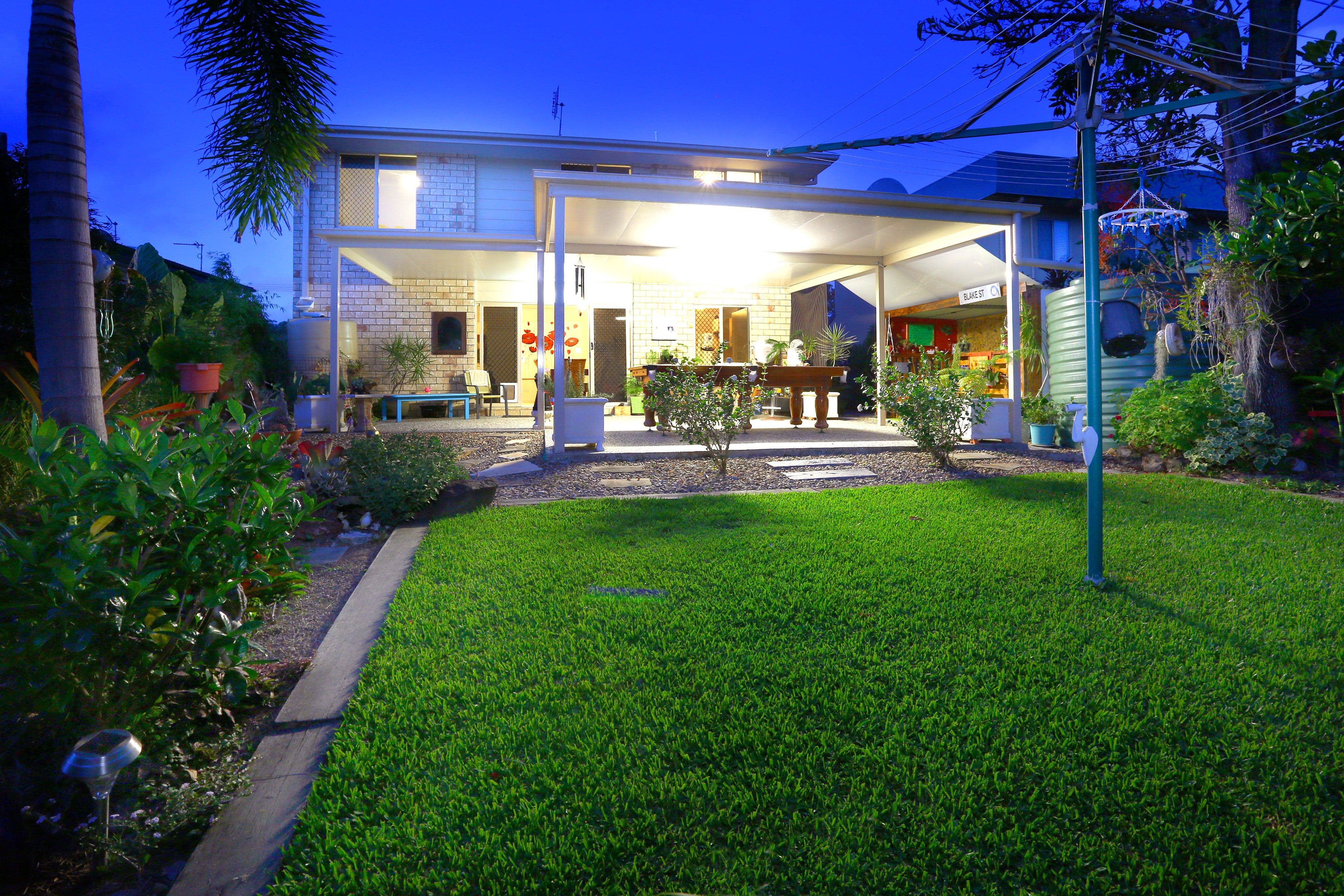 16 Moonah Avenue, Southport QLD 4215, Southport - Thumbnail 2