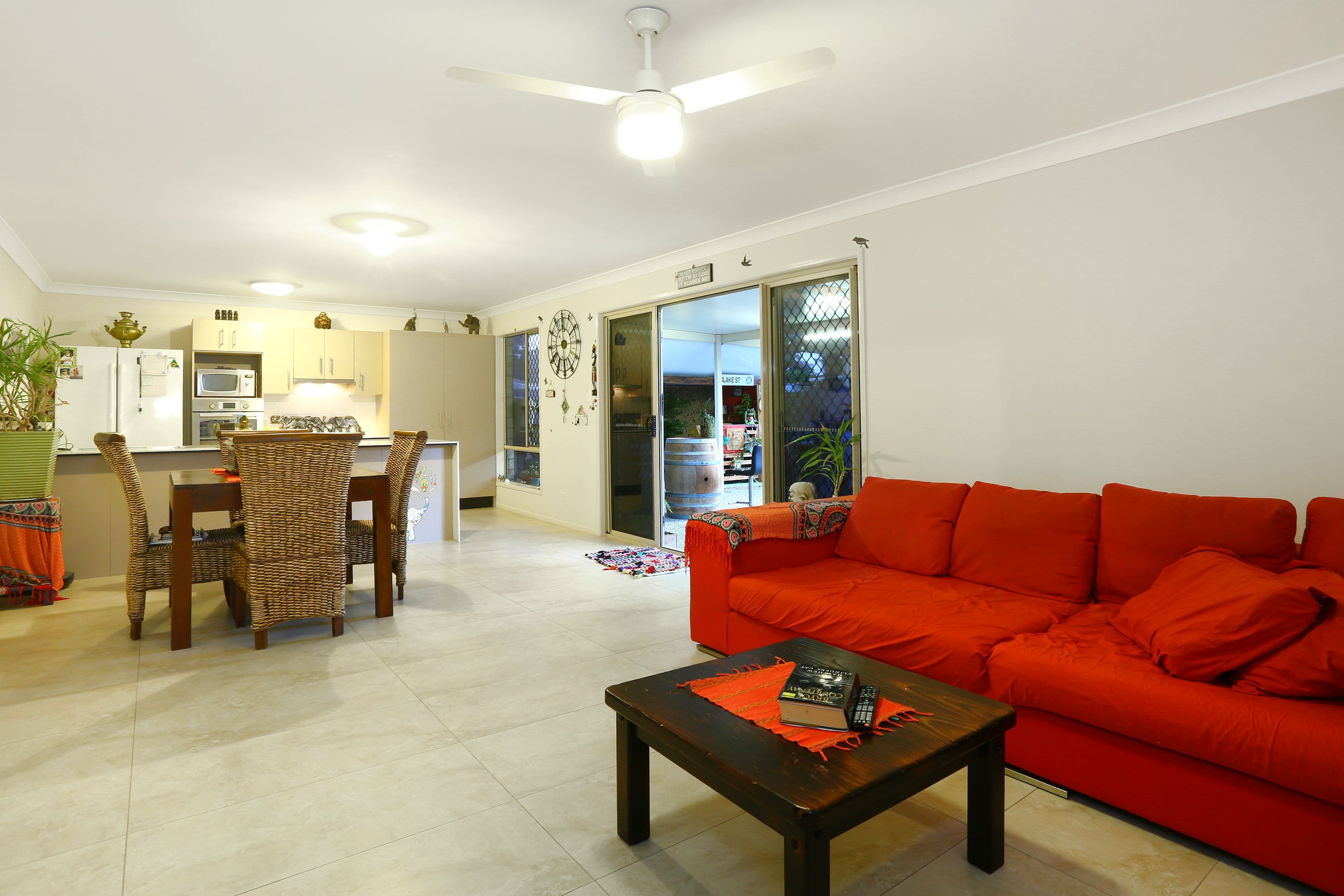 16 Moonah Avenue, Southport QLD 4215, Southport - Thumbnail 4