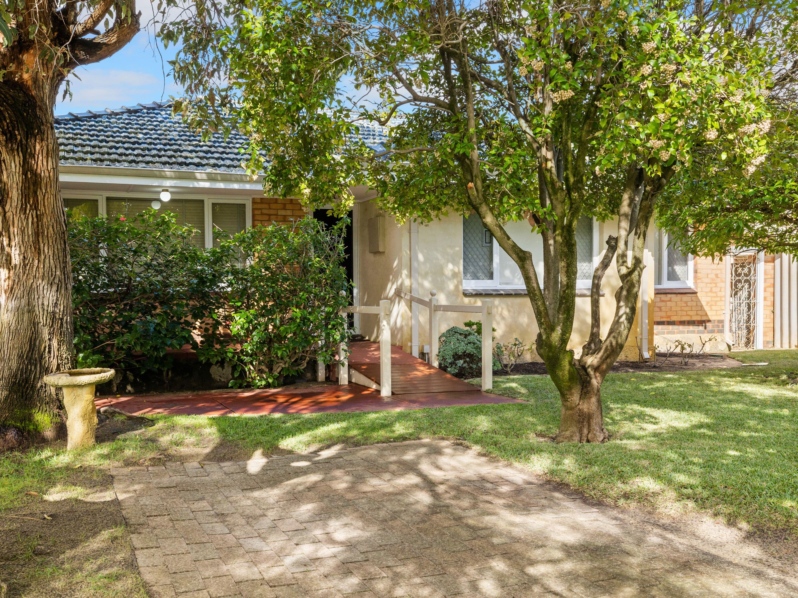 23 Saturn Street, Beckenham WA 6107, Beckenham - Thumbnail 2