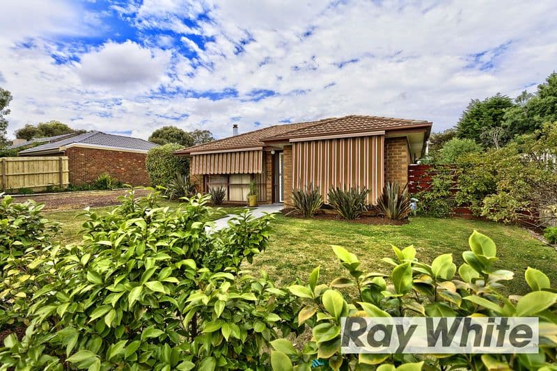 8 Firbank Close, LANGWARRIN VIC 3910, Langwarrin - Thumbnail 2
