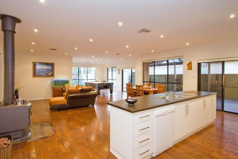 51 Pine Avenue, GLENELG NORTH SA 5045, Glenelg North - Thumbnail 4