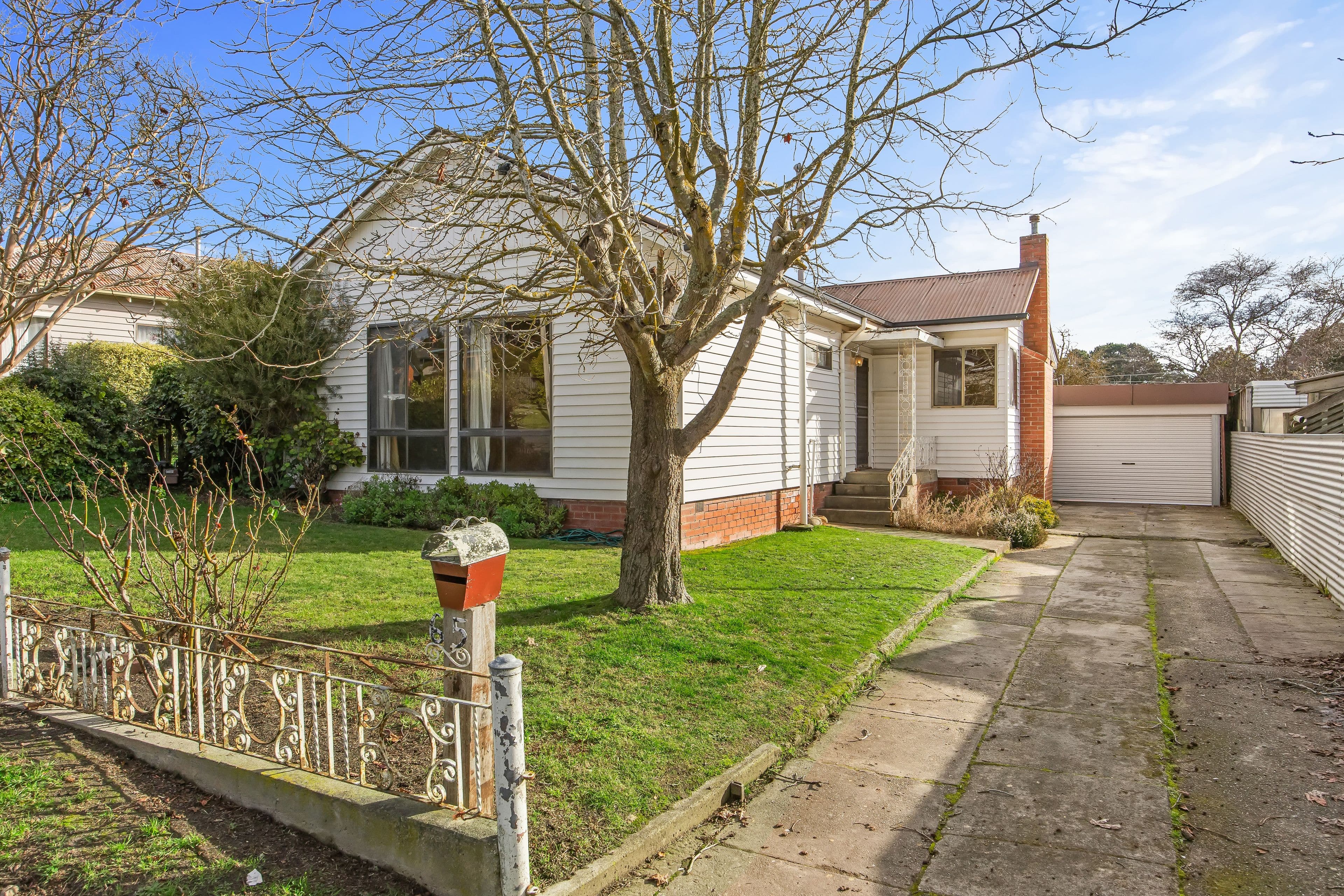 65 Lovenear Grove, Ballarat East VIC 3350, Ballarat East - Image 1