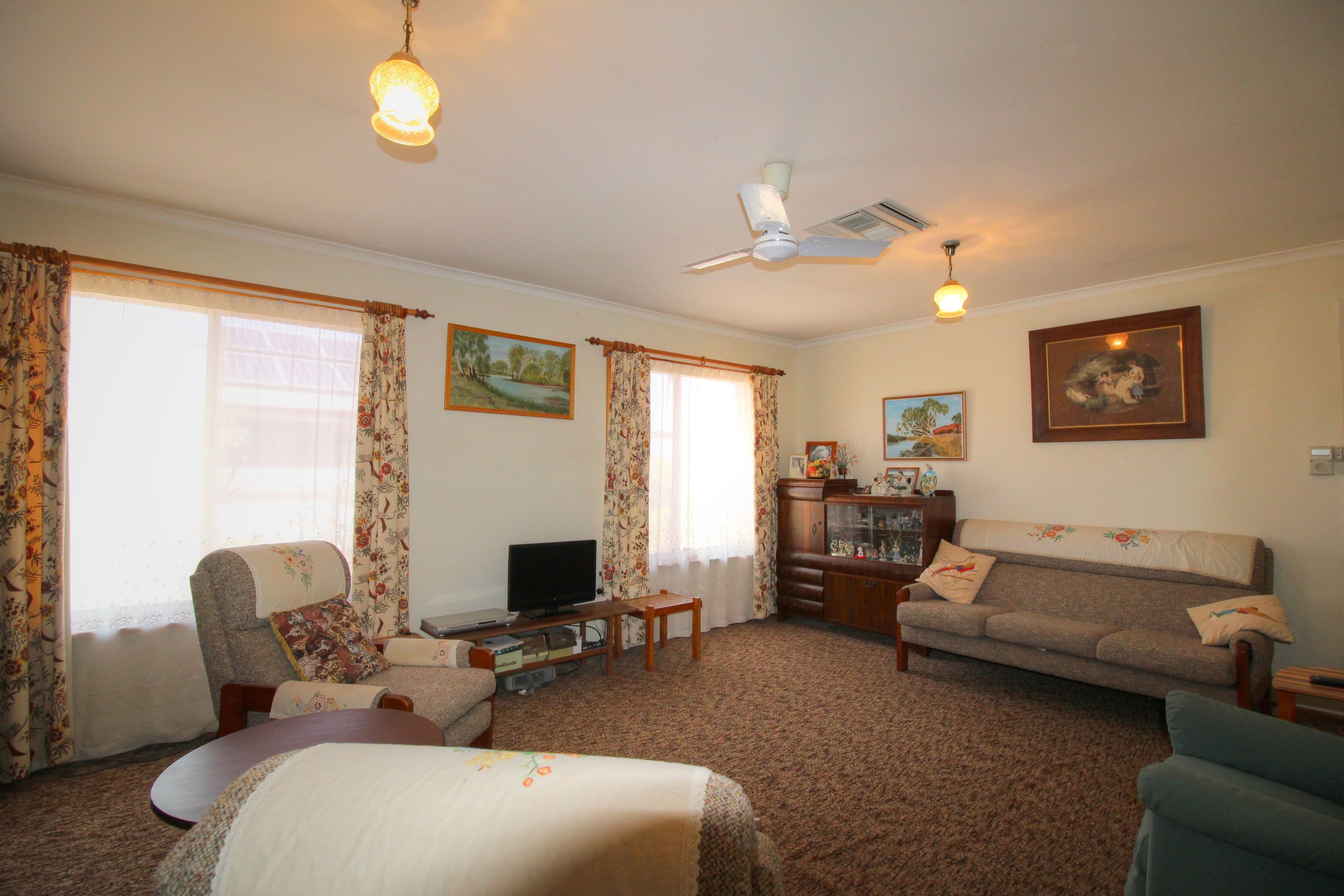 17 Twentieth Street, Renmark SA 5341, Renmark - Thumbnail 5
