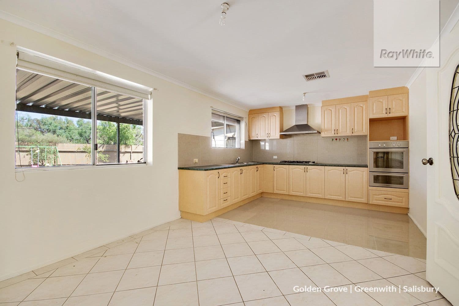 8 Hasse Court, Parafield Gardens SA 5107, Parafield Gardens - Thumbnail 2
