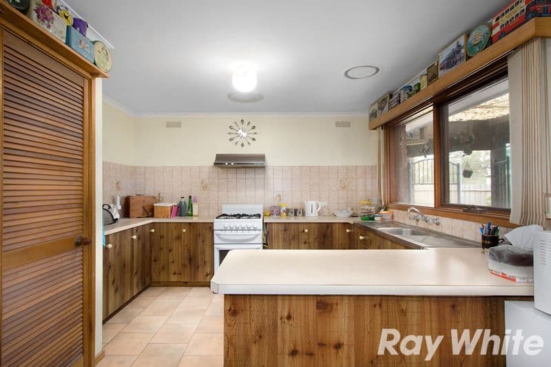 7 Sykes Court, PAKENHAM VIC 3810, Pakenham - Thumbnail 3