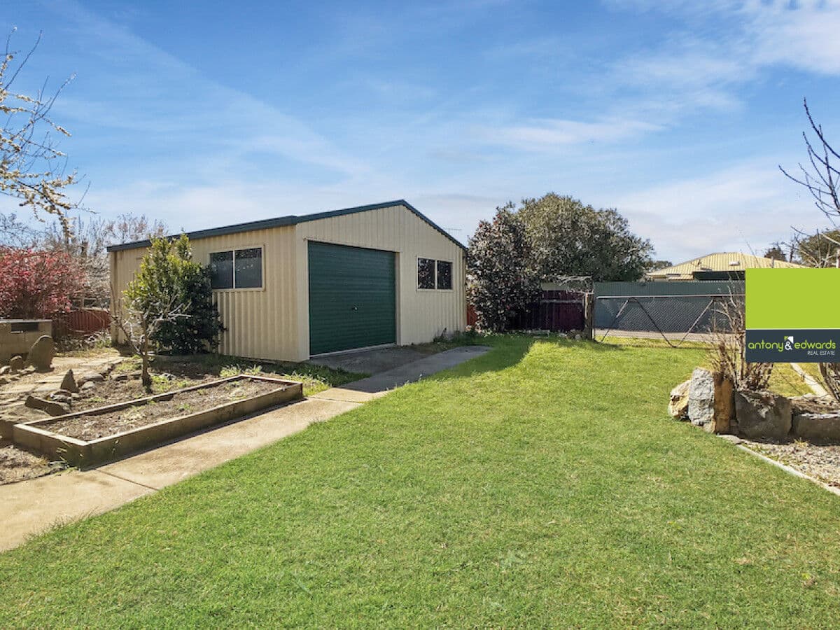 49 Chantry Street, Goulburn NSW 2580, Goulburn - Thumbnail 2