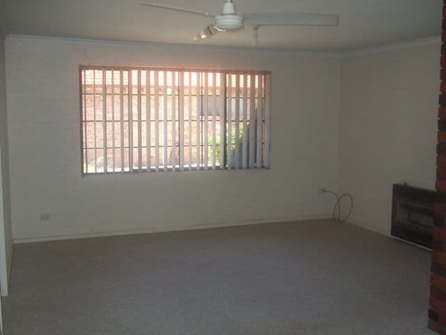 4 Dower Street, ARMADALE WA 6112, Armadale - Thumbnail 4