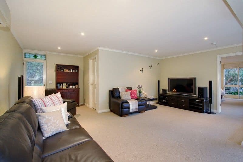 118 BRYSONS Road, WARRANDYTE SOUTH VIC 3134, Warrandyte South - Thumbnail 8