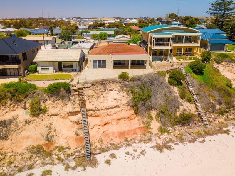 9 Trelawney Street, Moonta Bay SA 5558, Moonta Bay - Thumbnail 4