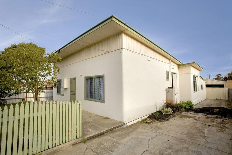 32 Maurice Street, HERNE HILL VIC 3218, Herne Hill - Thumbnail 2