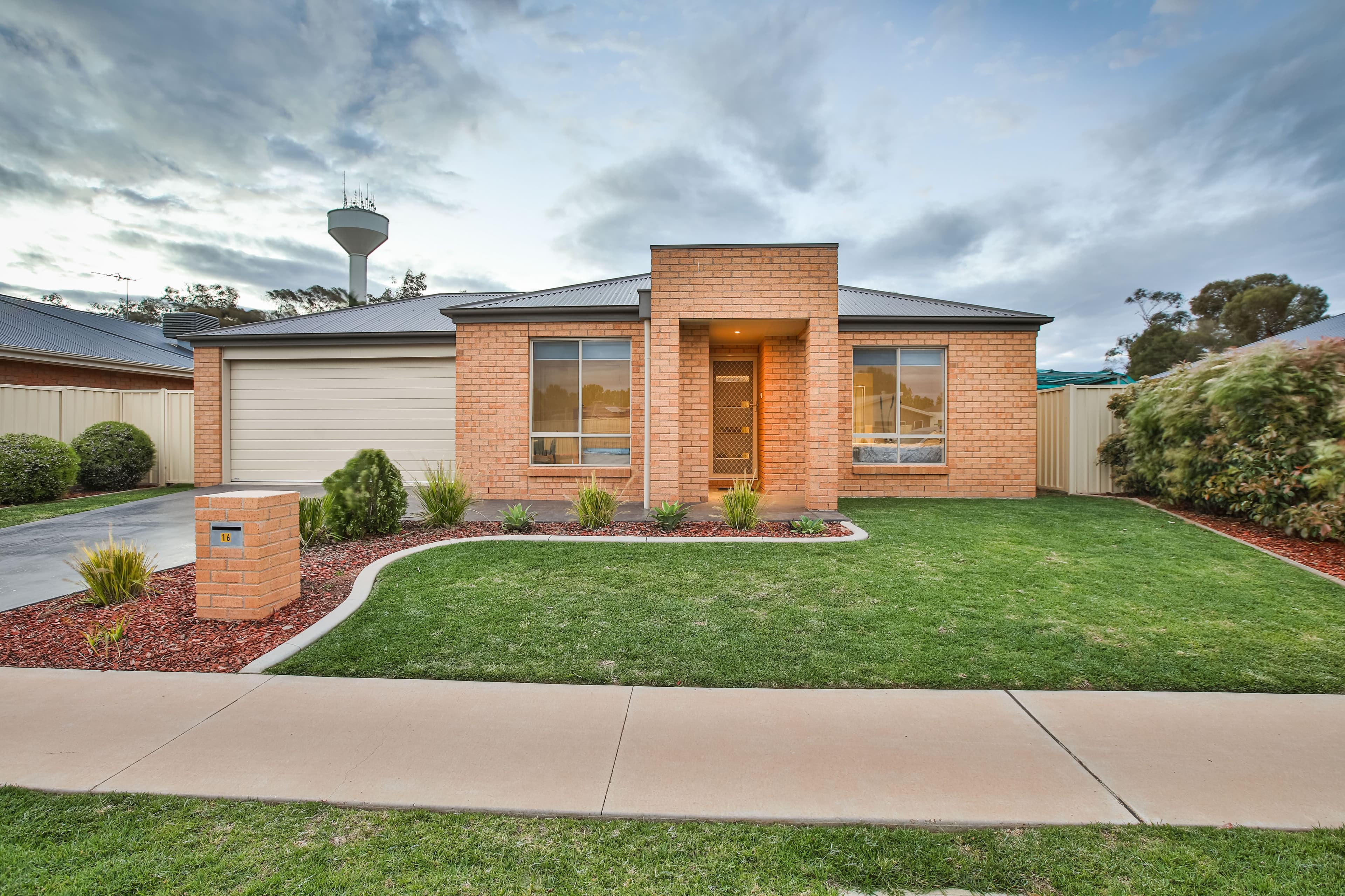 16 Tower Gardens, Mildura VIC 3500, Mildura - Thumbnail 3