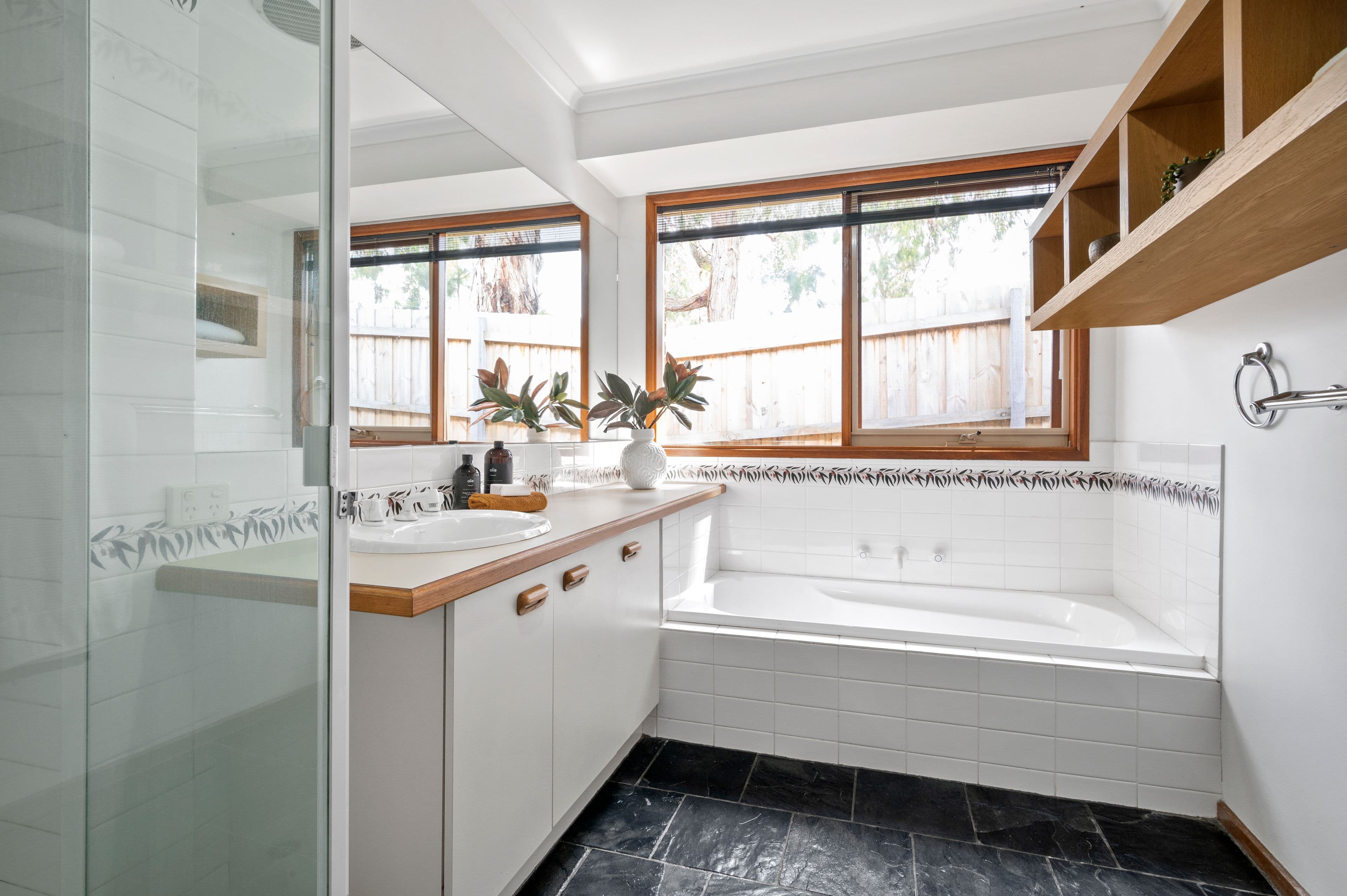 1 Camelot Court, Mooroolbark VIC 3138, Mooroolbark - Thumbnail 6