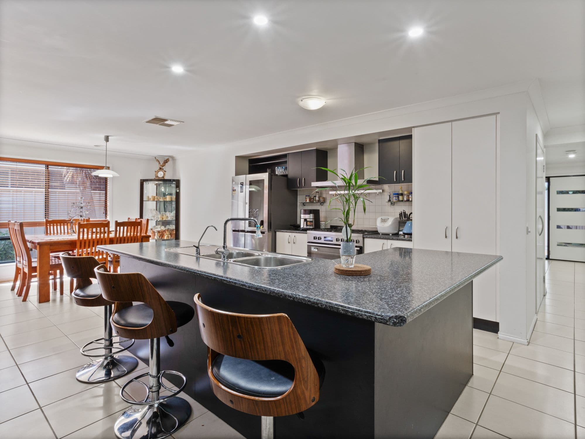 31 Chafia Place, Lavington NSW 2641, Springdale Heights - Thumbnail 6