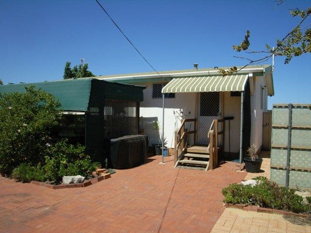 33 Church Street, Dongara WA 6525, Dongara - Image 1