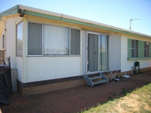 33 Church Street, Dongara WA 6525, Dongara - Thumbnail 3