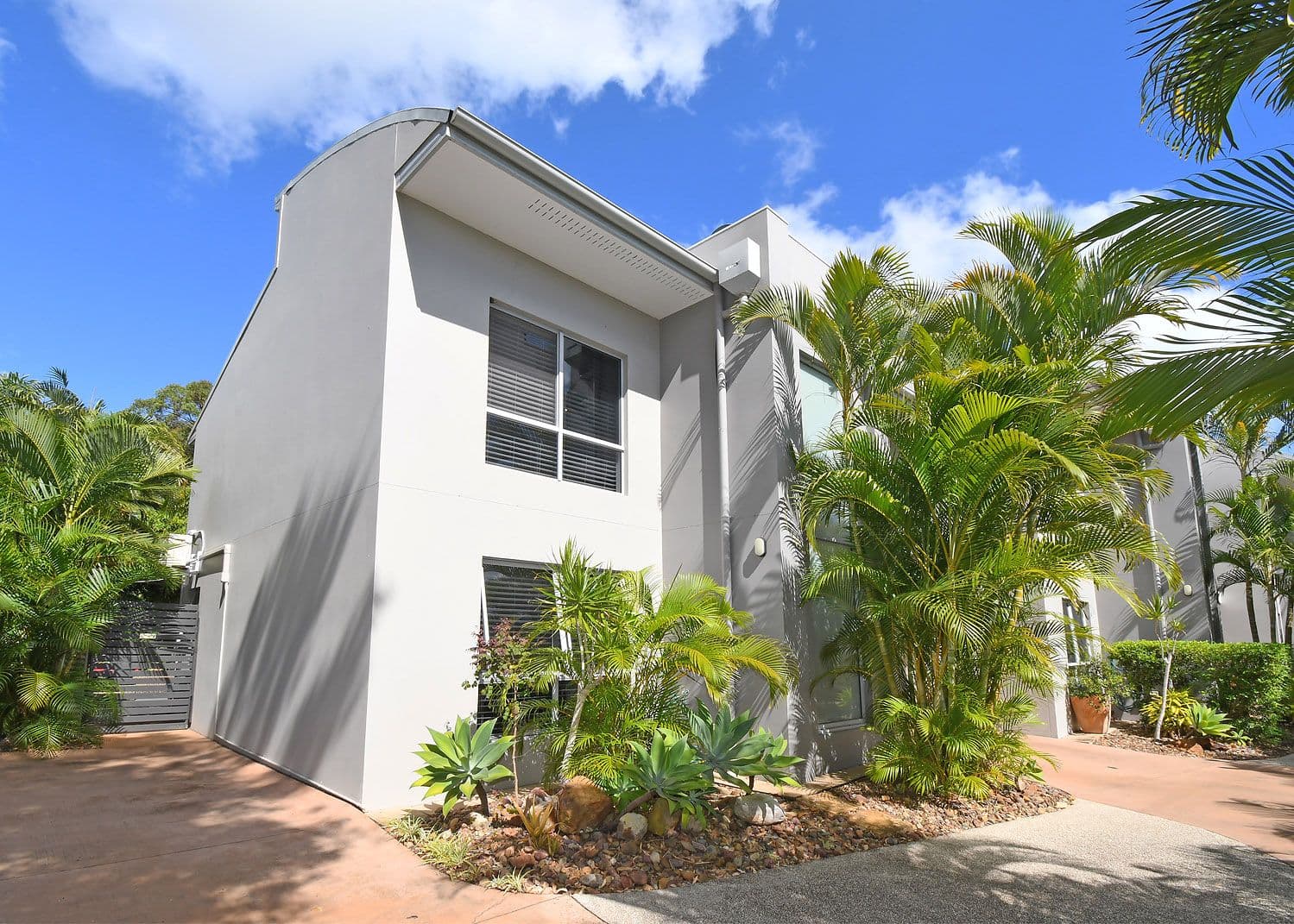 187 Torquay Road, Scarness QLD 4655, Scarness - Thumbnail 2