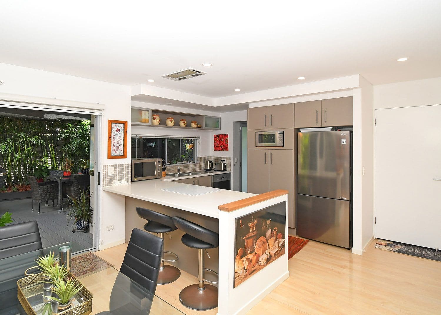 187 Torquay Road, Scarness QLD 4655, Scarness - Thumbnail 4