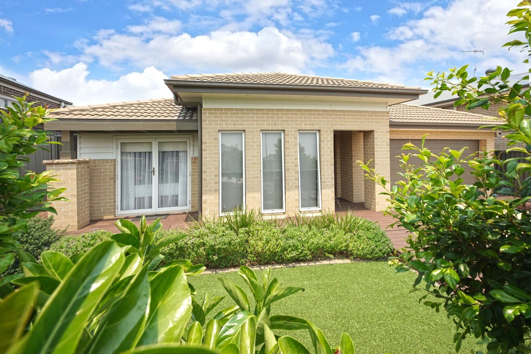 14 Domus Street, Glenmore Park - Thumbnail 2