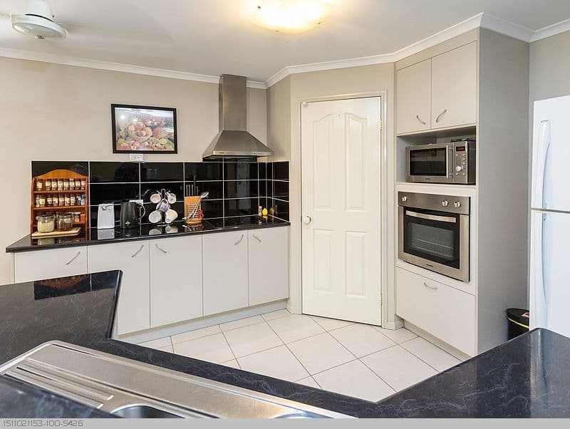 6-8 Wedge-Tail Court, Tamborine QLD 4270, Tamborine - Thumbnail 2