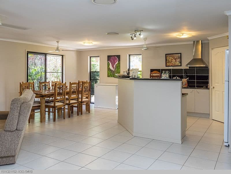 6-8 Wedge-Tail Court, Tamborine QLD 4270, Tamborine - Thumbnail 3
