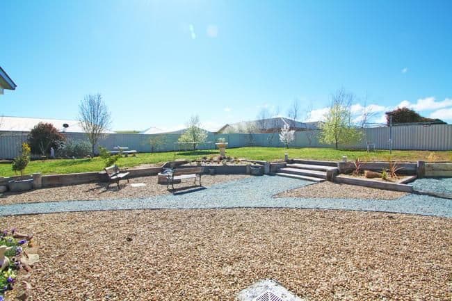 9 McCusker Drive, BUNGENDORE NSW 2621, Bungendore - Thumbnail 4