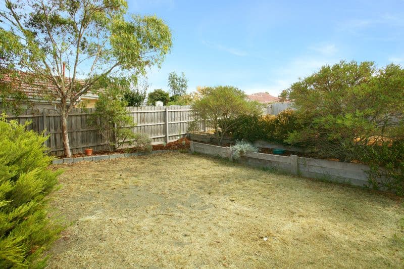 10 Moore Crescent, RESERVOIR VIC 3073, Reservoir - Thumbnail 4