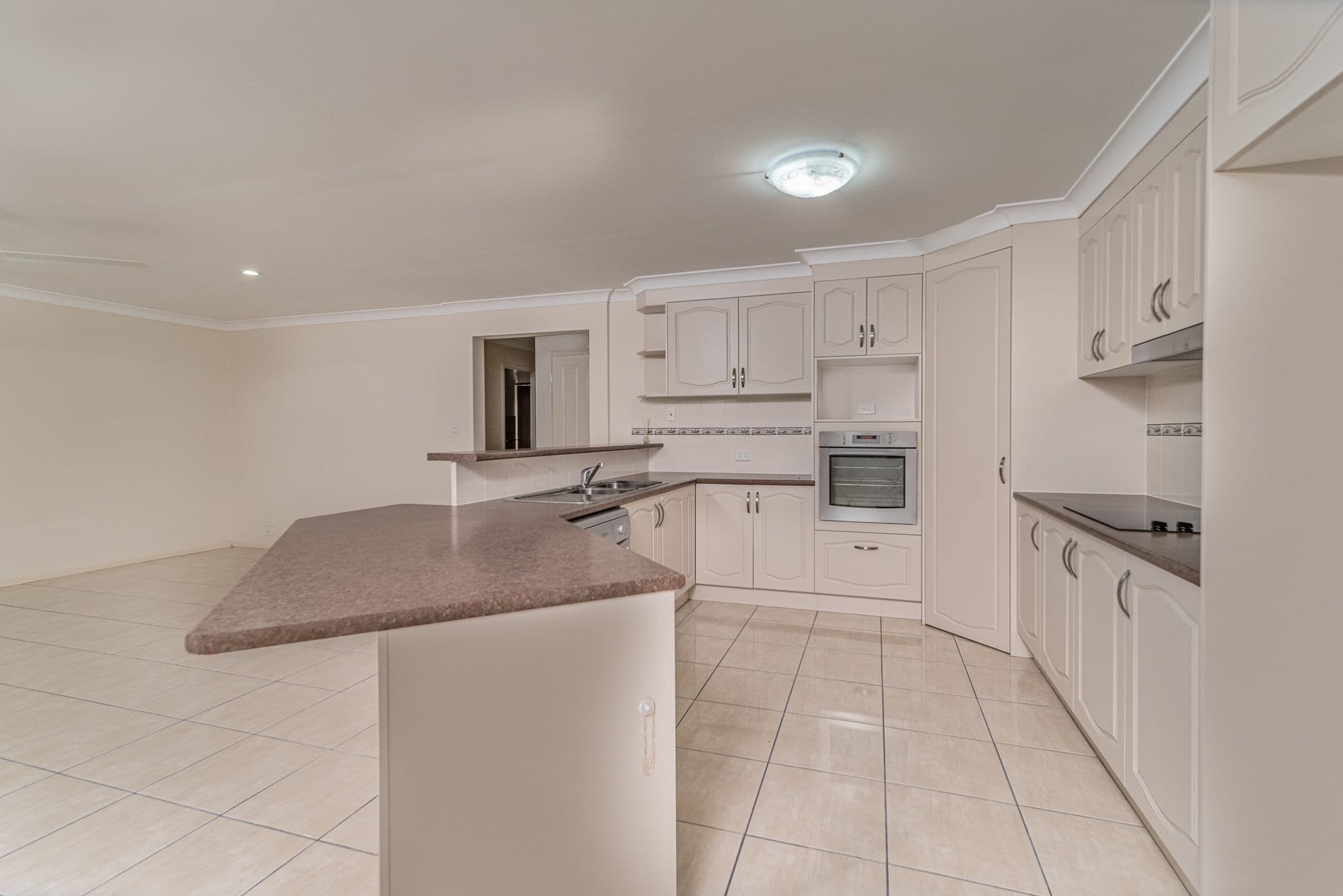 21-23 Strathmore Way, Gleneagle QLD 4285, Gleneagle - Thumbnail 4