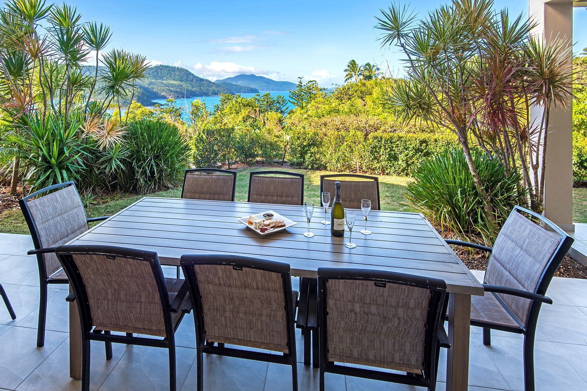 6 La Bella 1 Coral Sea Avenue, Hamilton Island QLD 4803, Hamilton Island - Thumbnail 4