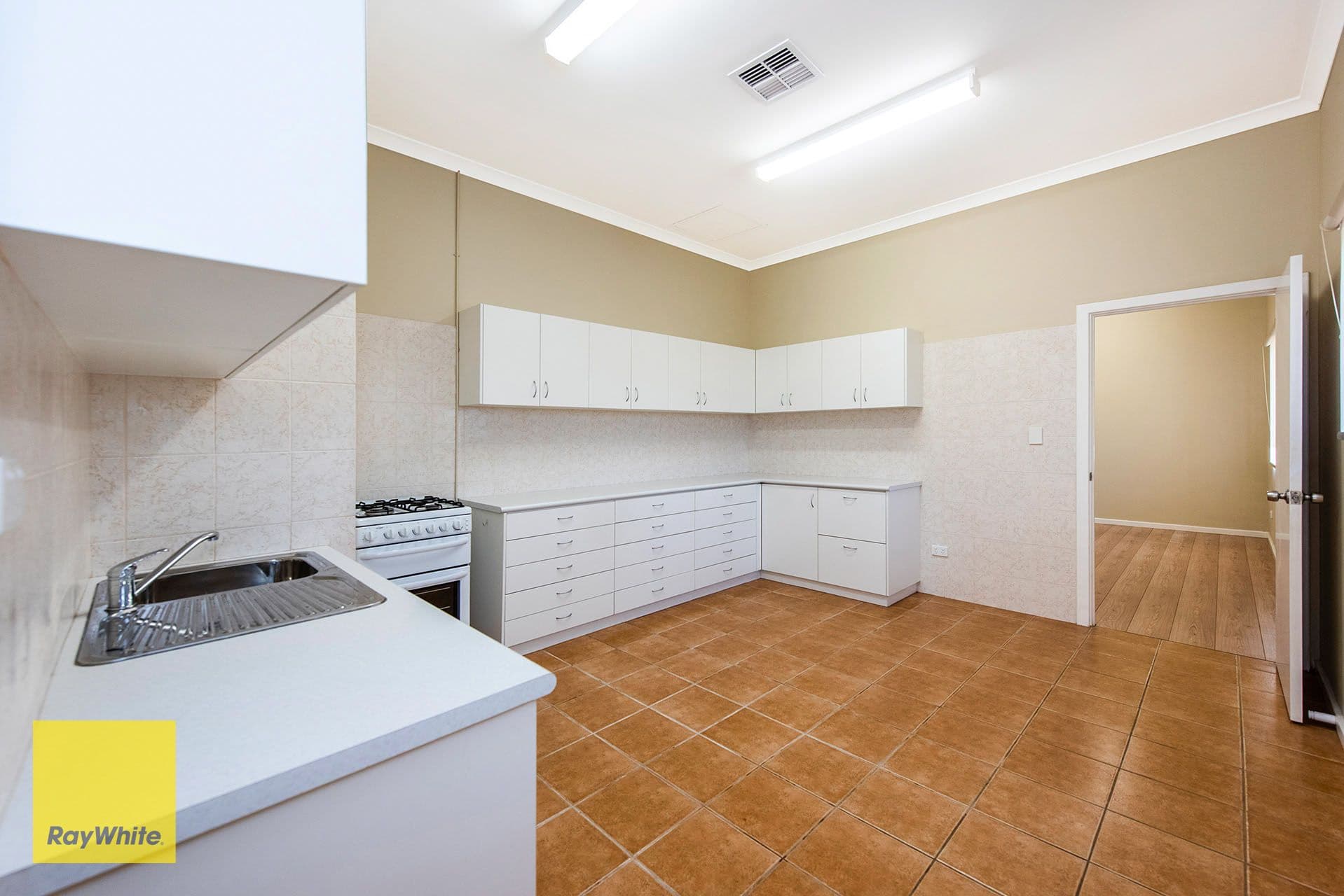 50 Coral Road, Kalamunda WA 6076, Kalamunda - Thumbnail 7