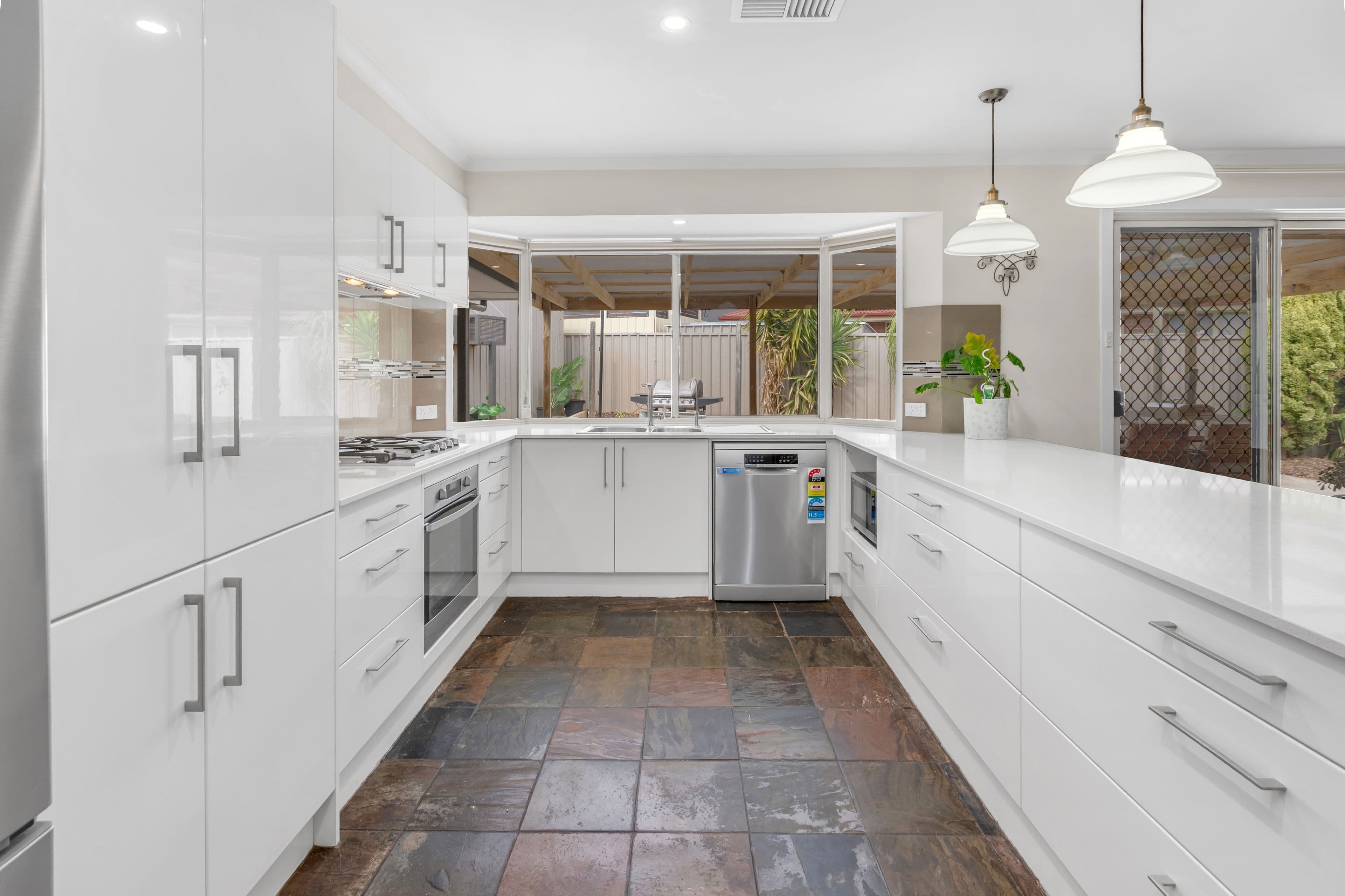 46 Zurich Road, Craigmore SA 5114, Craigmore - Thumbnail 2