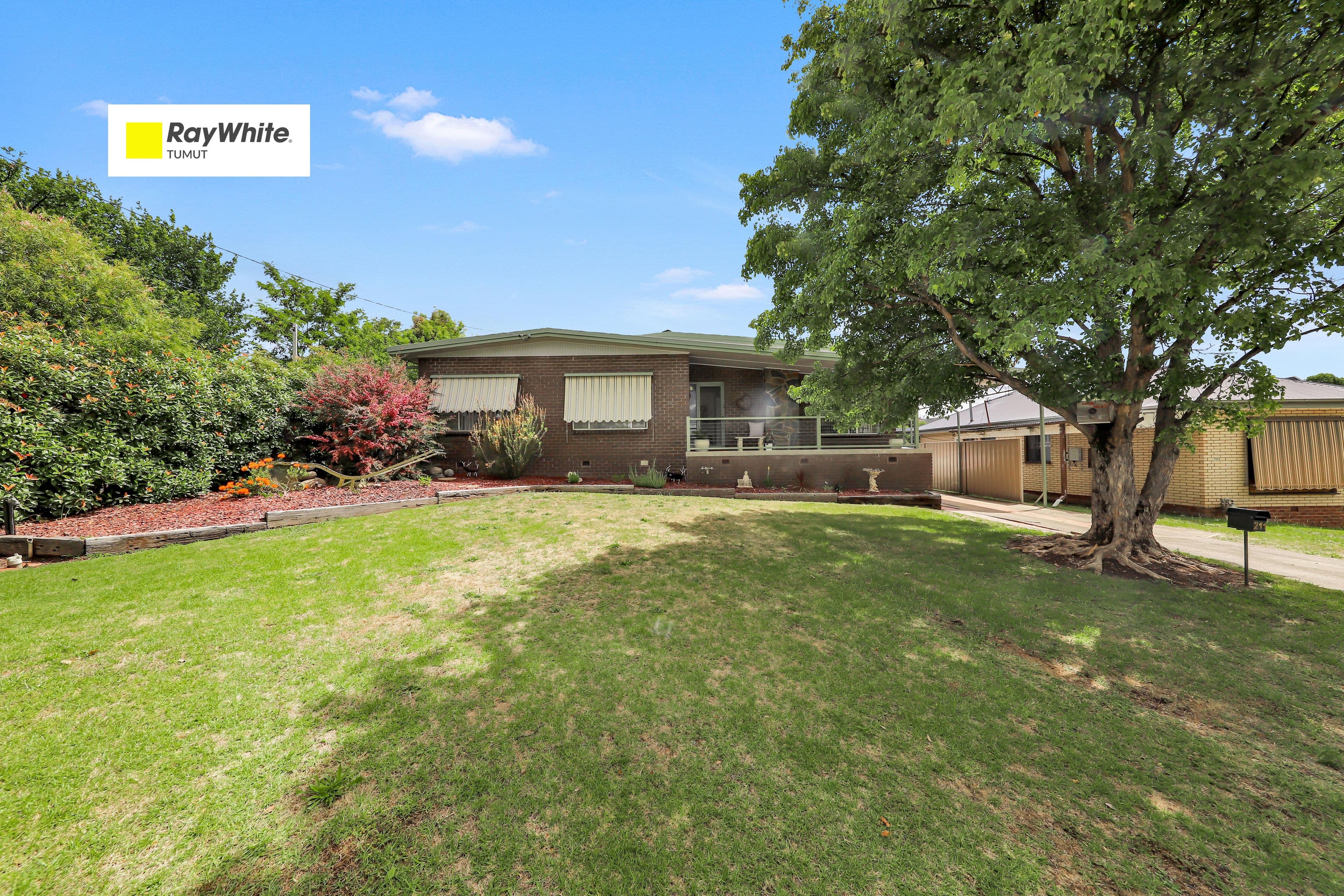 211 Simpson Street, Tumut NSW 2720, Tumut - Image 1
