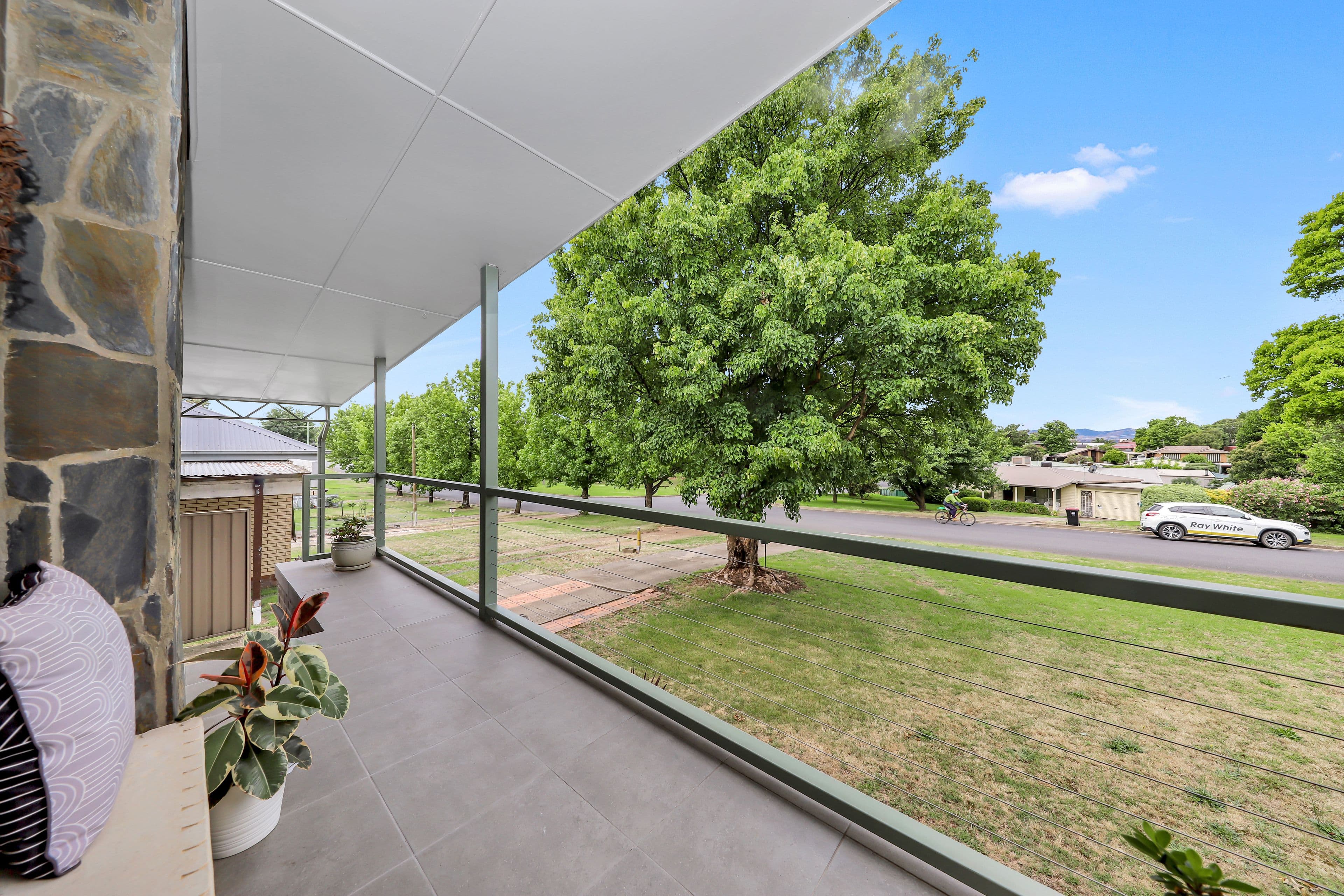 211 Simpson Street, Tumut NSW 2720, Tumut - Thumbnail 2