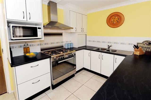 26 Busteed Street, GLADSTONE QLD 4680, West Gladstone - Thumbnail 2
