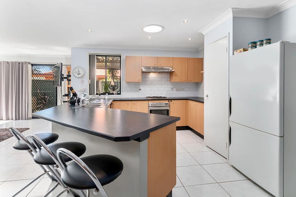 31 Rossini Drive, Hinchinbrook - Thumbnail 6