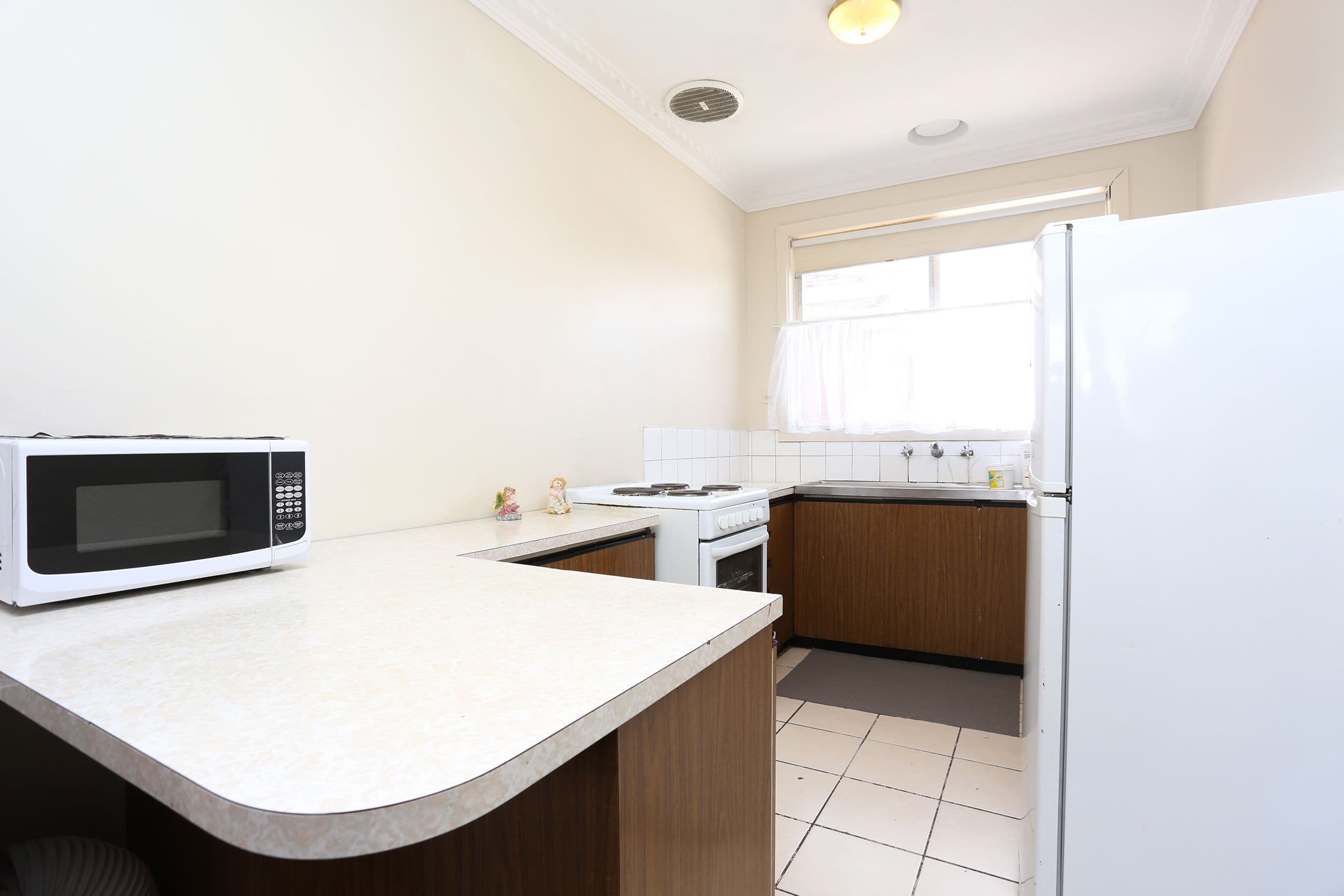 136 Wright Street, Sunshine VIC 3020, Sunshine - Thumbnail 2