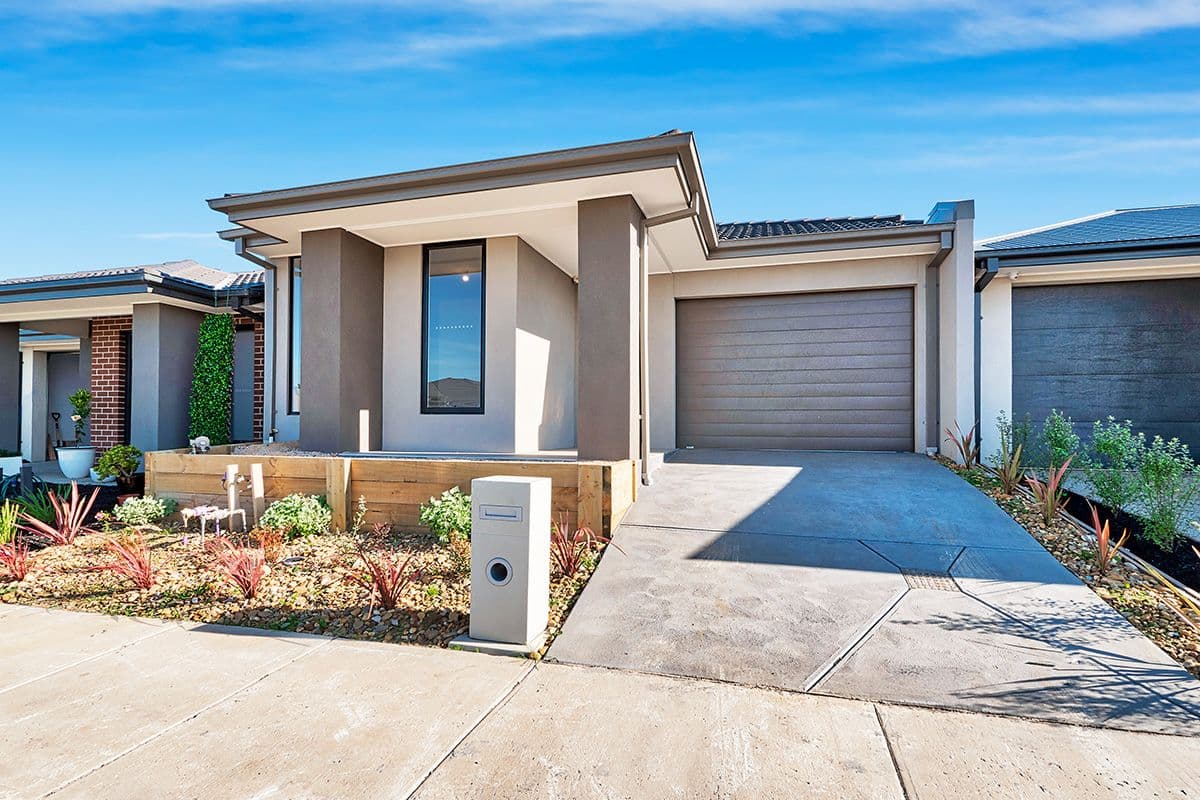 13 Pelagos Drive, Clyde VIC 3978, Clyde - Image 1