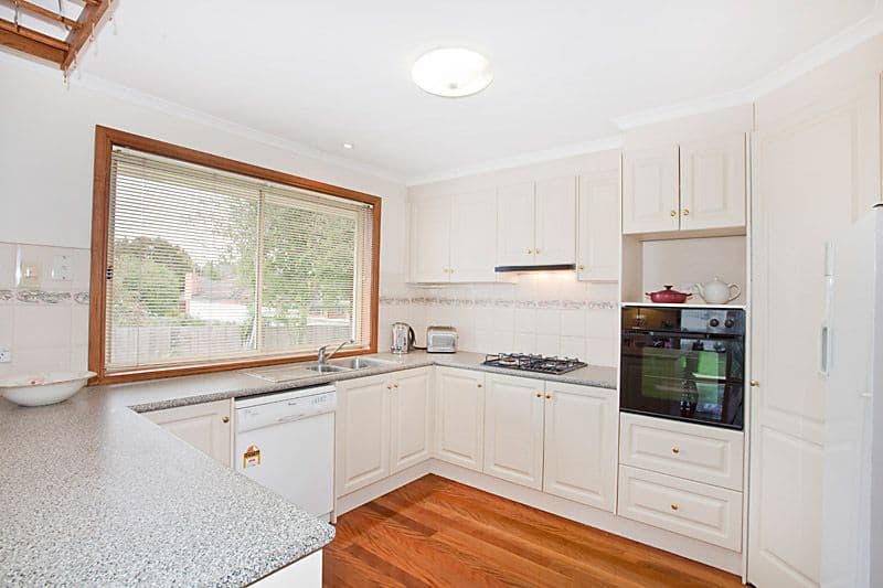 24 Damon Road, MOUNT WAVERLEY VIC 3149, Mount Waverley - Thumbnail 4