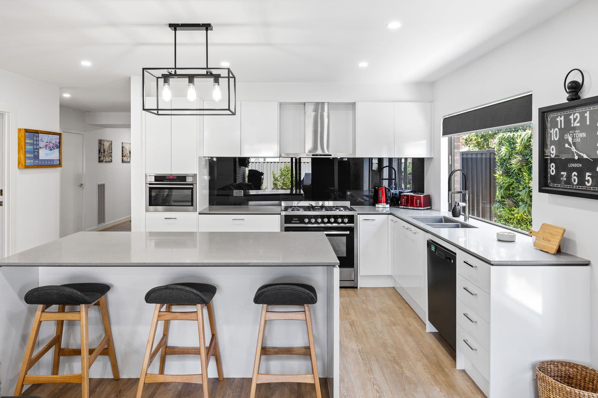 58 Rivella Circuit, Tarneit VIC 3029, Tarneit - Thumbnail 2
