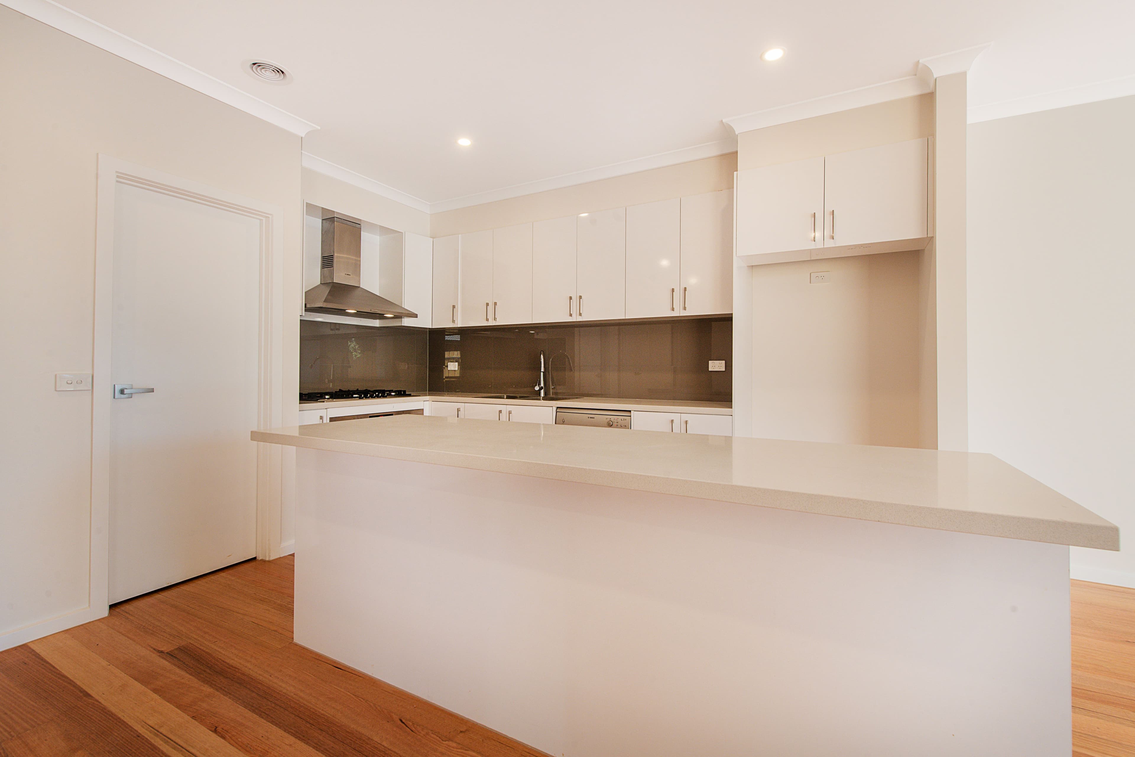 83 Kathryn Road, Knoxfield VIC 3180, Knoxfield - Thumbnail 3