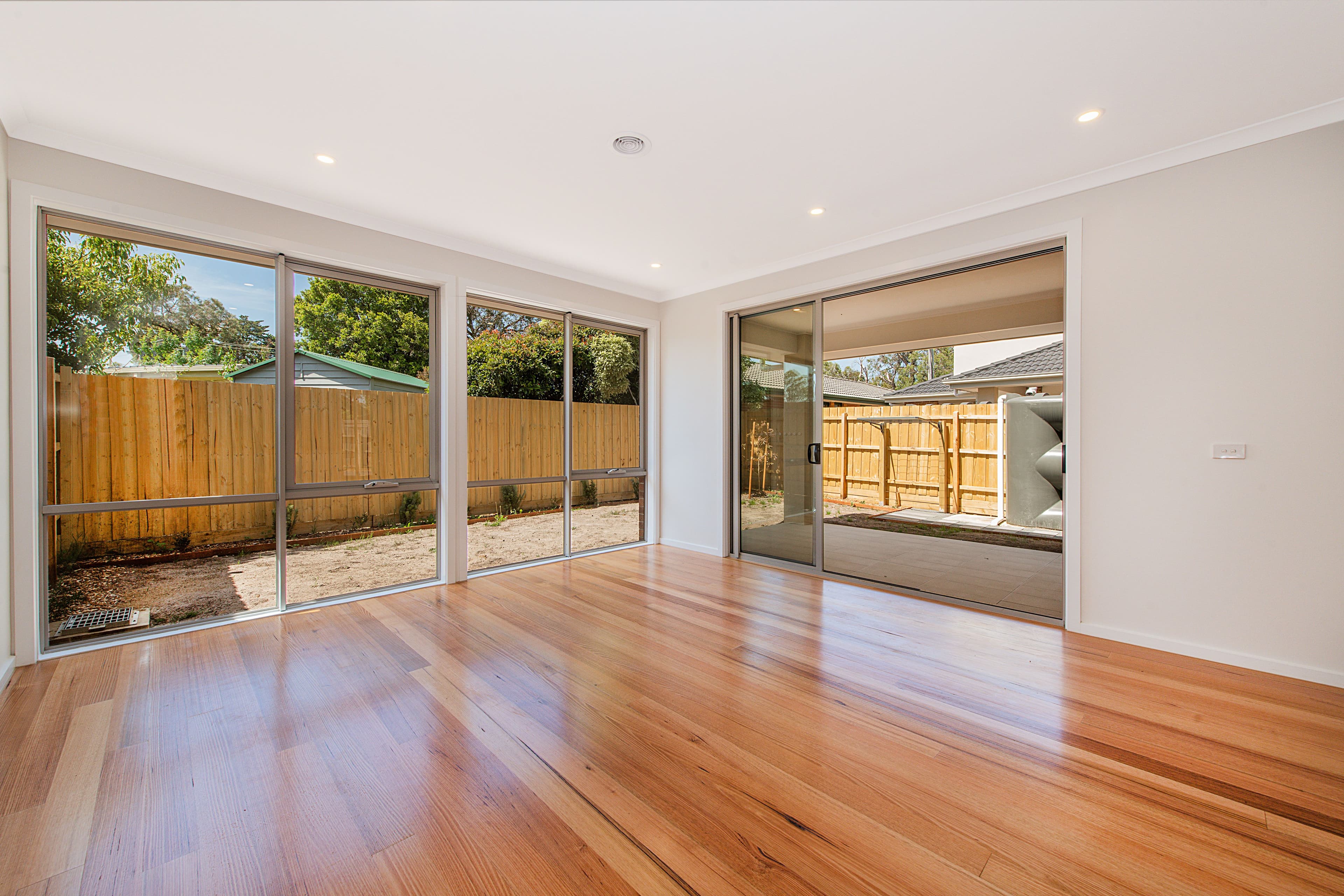 83 Kathryn Road, Knoxfield VIC 3180, Knoxfield - Thumbnail 4