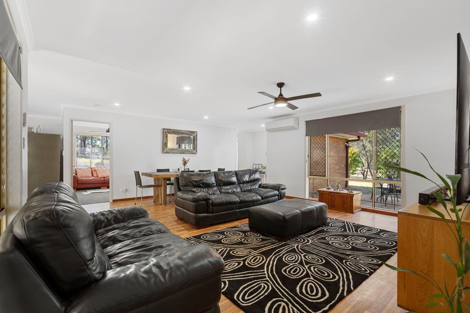 9 Hedges Court, Laidley Heights QLD 4341, Laidley Heights - Thumbnail 2
