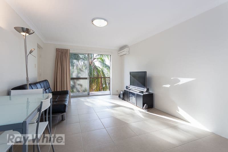 17 Hunter Street, Greenslopes QLD 4120, Greenslopes - Image 1