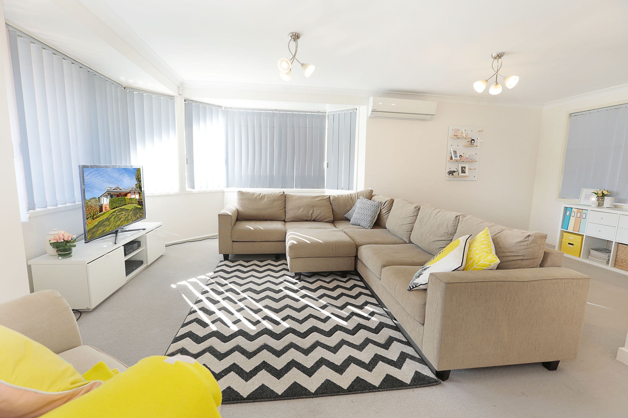 2 Englewood Way, Glenmore Park - Thumbnail 2
