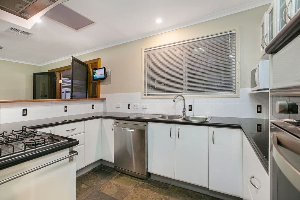 21 Lawnton Street, Daisy Hill QLD 4127, Daisy Hill - Thumbnail 5